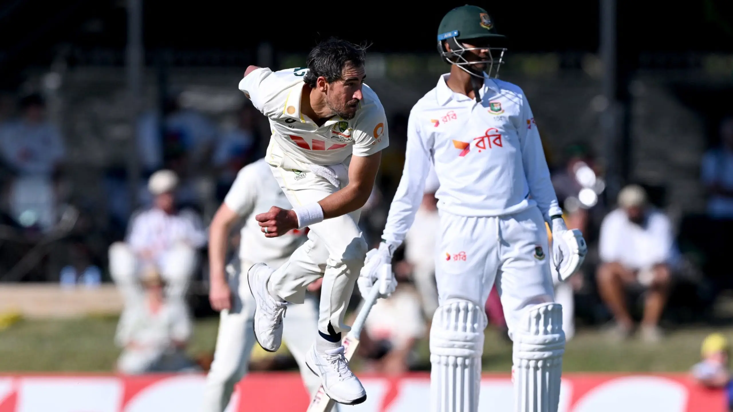 डार्विन टेस्ट में Bangladesh उलटफेर की कगार पर, Australia के गिरे 4 विकेट