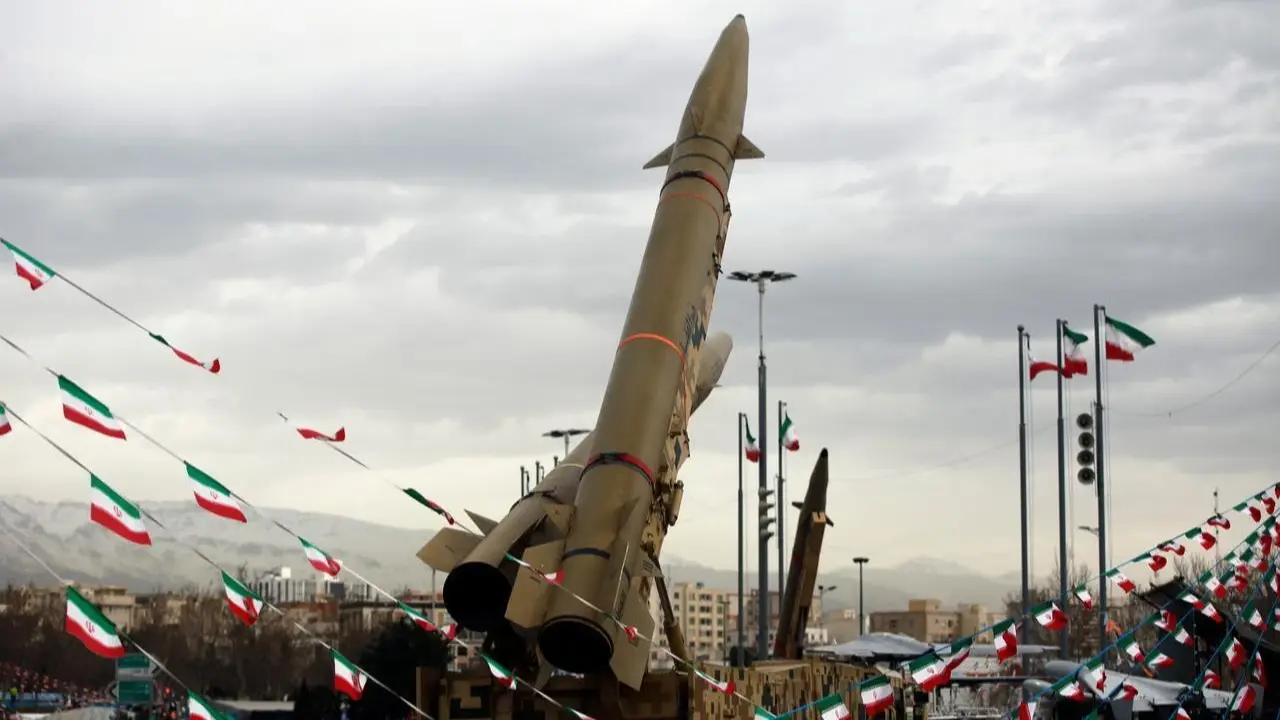 लंबी जंग की तैयारी में जुटा Iran, USA-Israel को दी बड़े नुकसान की चेतावनी