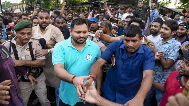 RJD के मार्च को लेकर पटना में कड़ी की गई सुरक्षा, वॉटर कैनन और Tear Gas भी तैयार