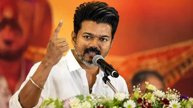 'कॉकरोचों से दूर रहें छात्र', Thalapathy Vijay के विवादित बयान पर CJP का पलटवार