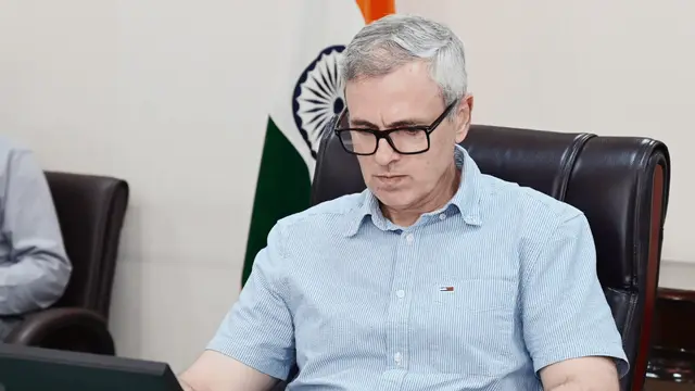 'हम जेन-जी हैं...', महिला टूरिस्ट के वीडियो पर सीएम उमर अब्दुल्ला का तंज