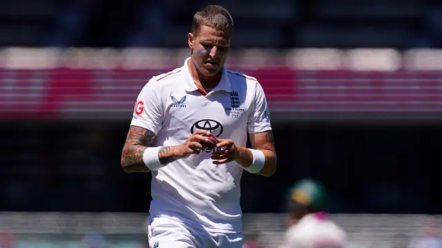 ENG VS PAK: नाइटक्लब घटना के बाद Brydon Carse दूसरे टेस्ट से बाहर