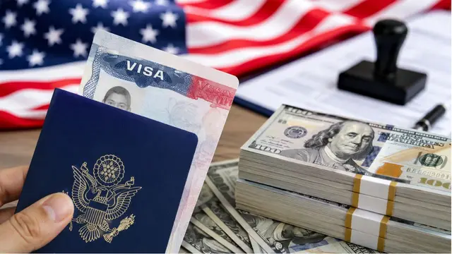 US वीजा के लिए चुकाने होंगे 1 लाख डॉलर, भारतीयों की बढ़ी मुश्किलें