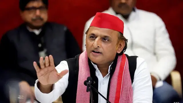 ‘हमें वंदे मातरम..’, Akhilesh Yadav ने अपने जवाब से पत्रकार की बोलती की बंद