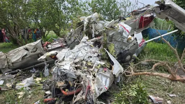 Kanpur में Training Aircraft Crash, पायलट को-पायलट दोनों की मौत