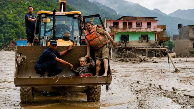 Nepal Flood के पीड़ितों के लिए Nepal Embassy ने लोगों से की Donation की Appeal
