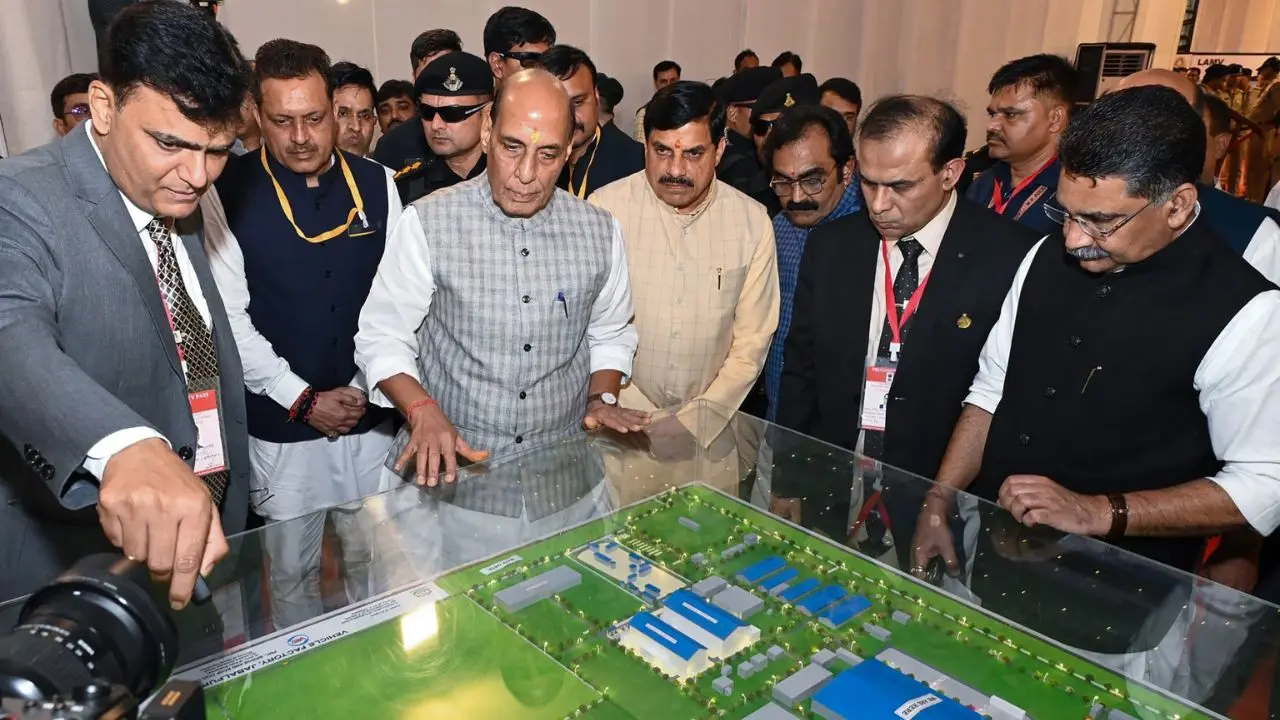 रक्षा मंत्री Rajnath Singh ने किया Tank Overhaul Project का भूमिपूजन