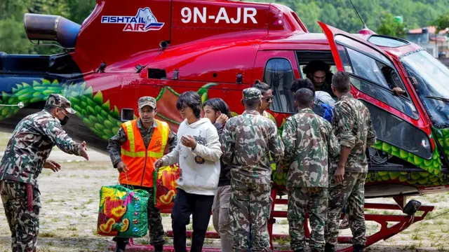 Nepal Flood: मृतकों की संख्या 675 के पार, 2500 से ज्यादा लोग अब भी लापता