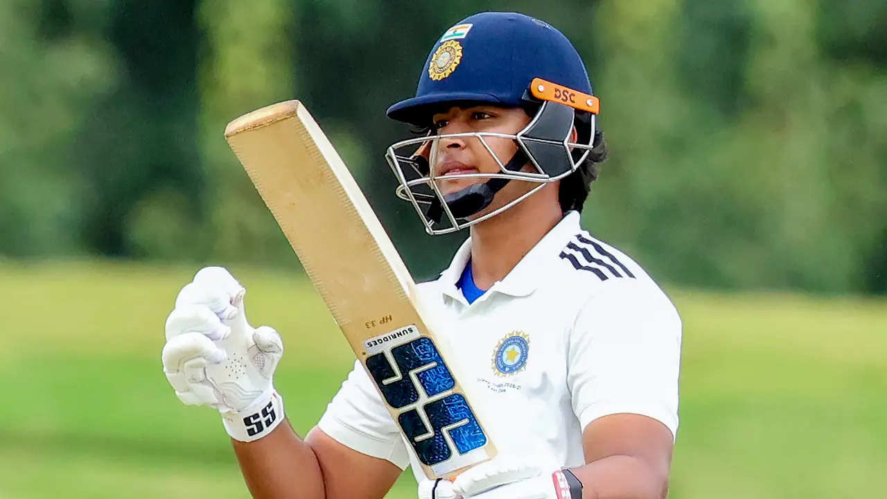 Vaibhav Suryavanshi का कमाल, Duleep Trophy में जड़ी रिकॉर्ड फिफ्टी
