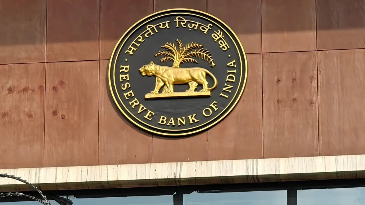 RBI का बड़ा फैसला, सुमन रे बने नए Executive Director