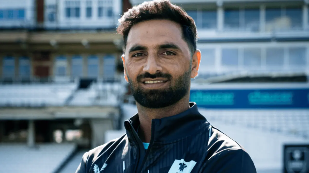 Aaqib Nabi को मिला इंग्लैंड में मौका, Surrey के लिए खेलेंगे 3 मुकाबले