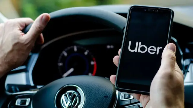 Uber ने 3300 कर्मचारियों को हटाया, Work Strategy को बेहतर बनाने पर होगा फोकस