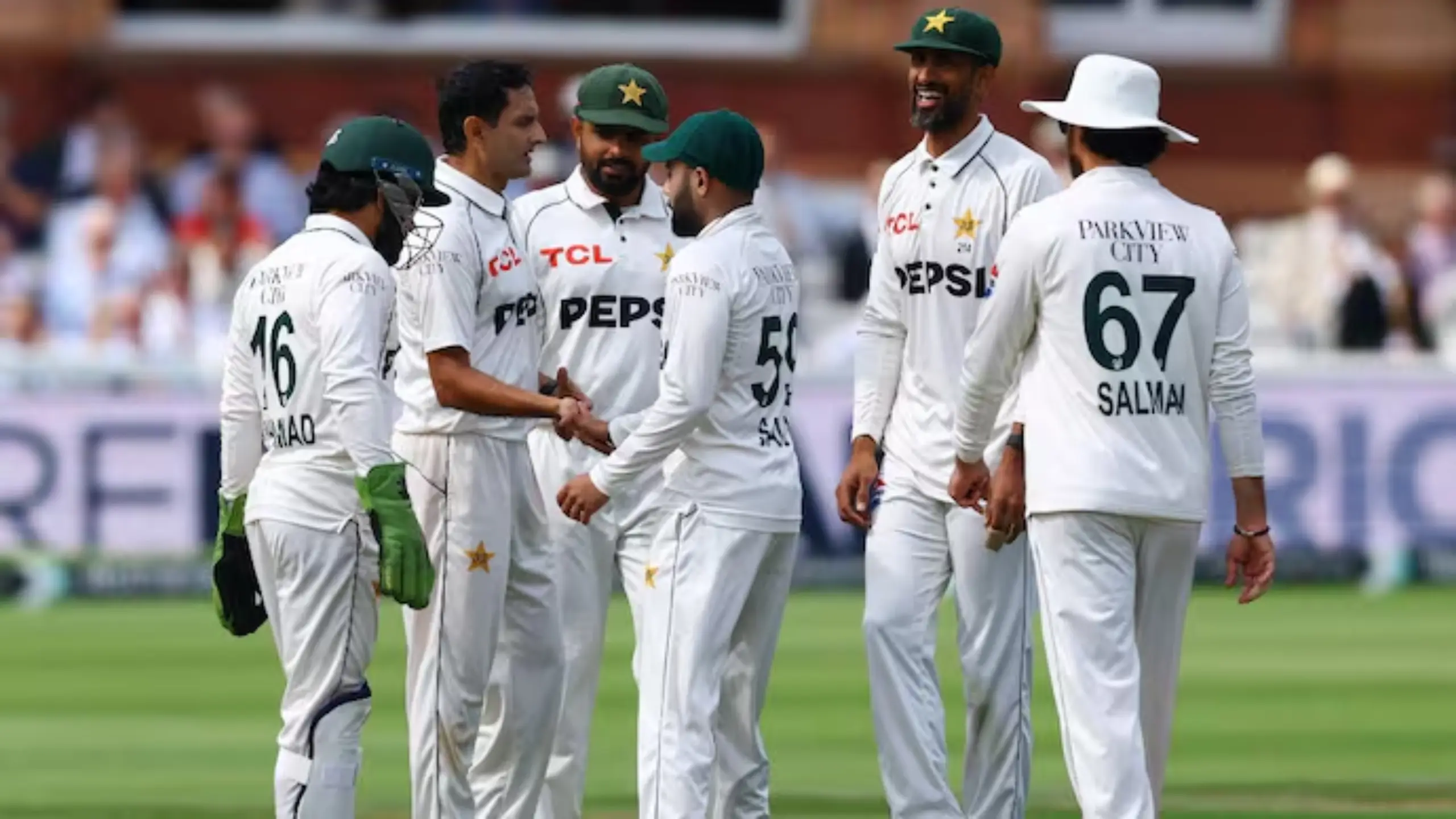 ‘दुनिया हम पर हंस रही...’, England सीरीज के बीच बोले Pakistan Team के डायरेक्टर