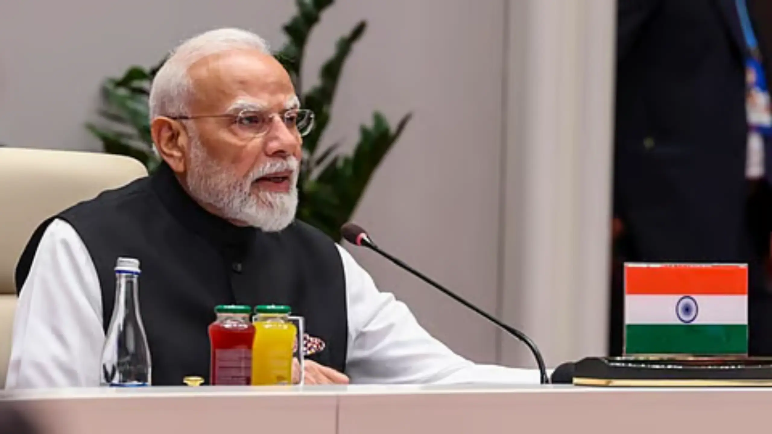 Varanasi में बाढ़ की स्थिति का PM MODI ने लिया जायजा, मेयर और DM से की बात