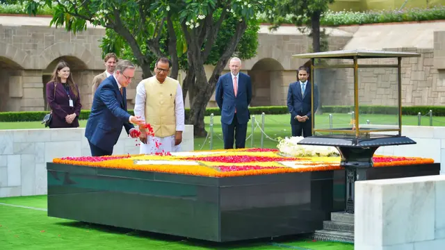 Belgium के PM Bart De Wever पहुंचे राजघाट, महात्मा गांधी को दी श्रद्धांजलि