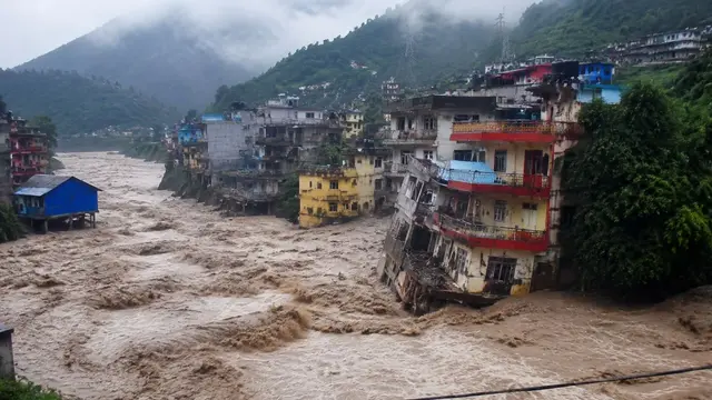 Nepal Flood में 1250 से ज्यादा मौतें, Rescue Operation जारी