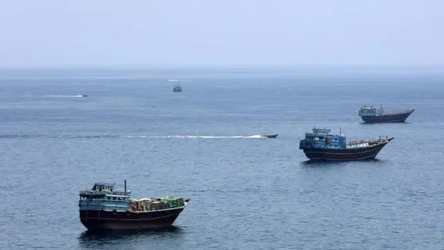 3 अमेरिकी तेल टैंकरों और जहाजों को Iran ने बनाया निशाना, IGRC ने किया बड़ा दावा
