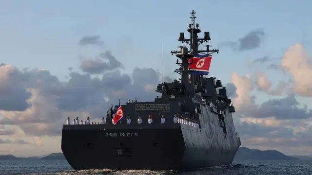 किम जोंग का बड़ा कदम, North Korea ने उतारा न्यूक्लियर पावर वाला Warship