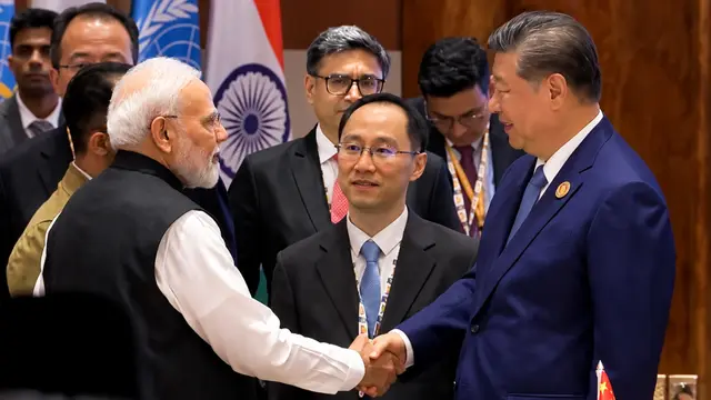 भारत-चीन संबंधों पर बड़ा कदम, PM Modi और Xi Jinping ने की अहम बातचीत