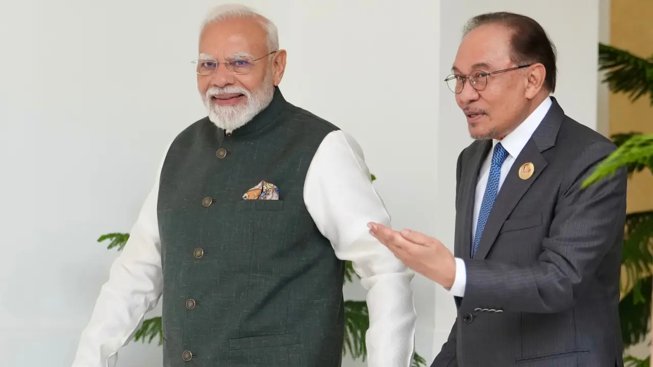 Zakir Naik के प्रत्यर्पण पर India-Malaysia में चर्चा, PM Anwar ने की पुष्टि
