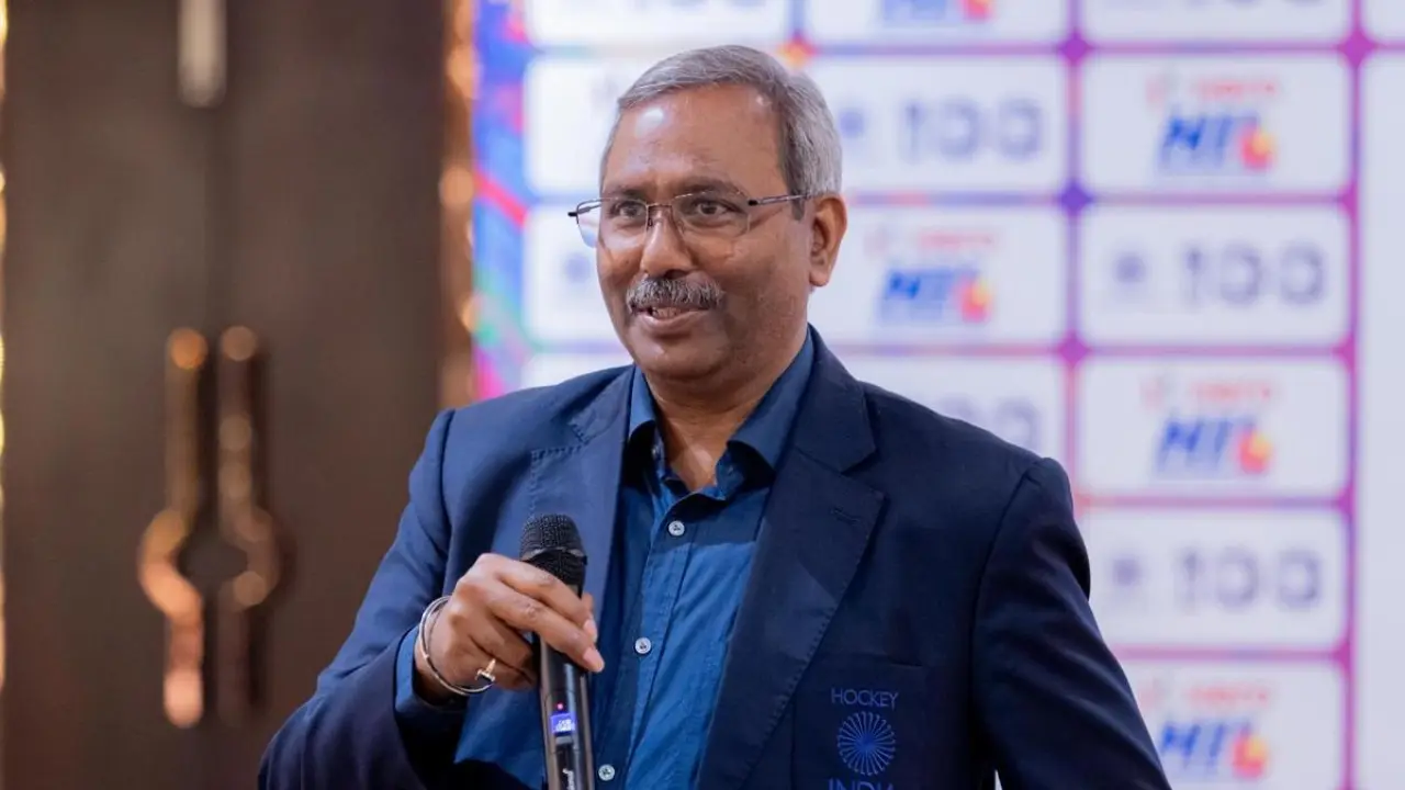 जर्सी विवाद समेत 8 आरोपों पर Hockey India का एक्शन, DG को नोटिस जारी