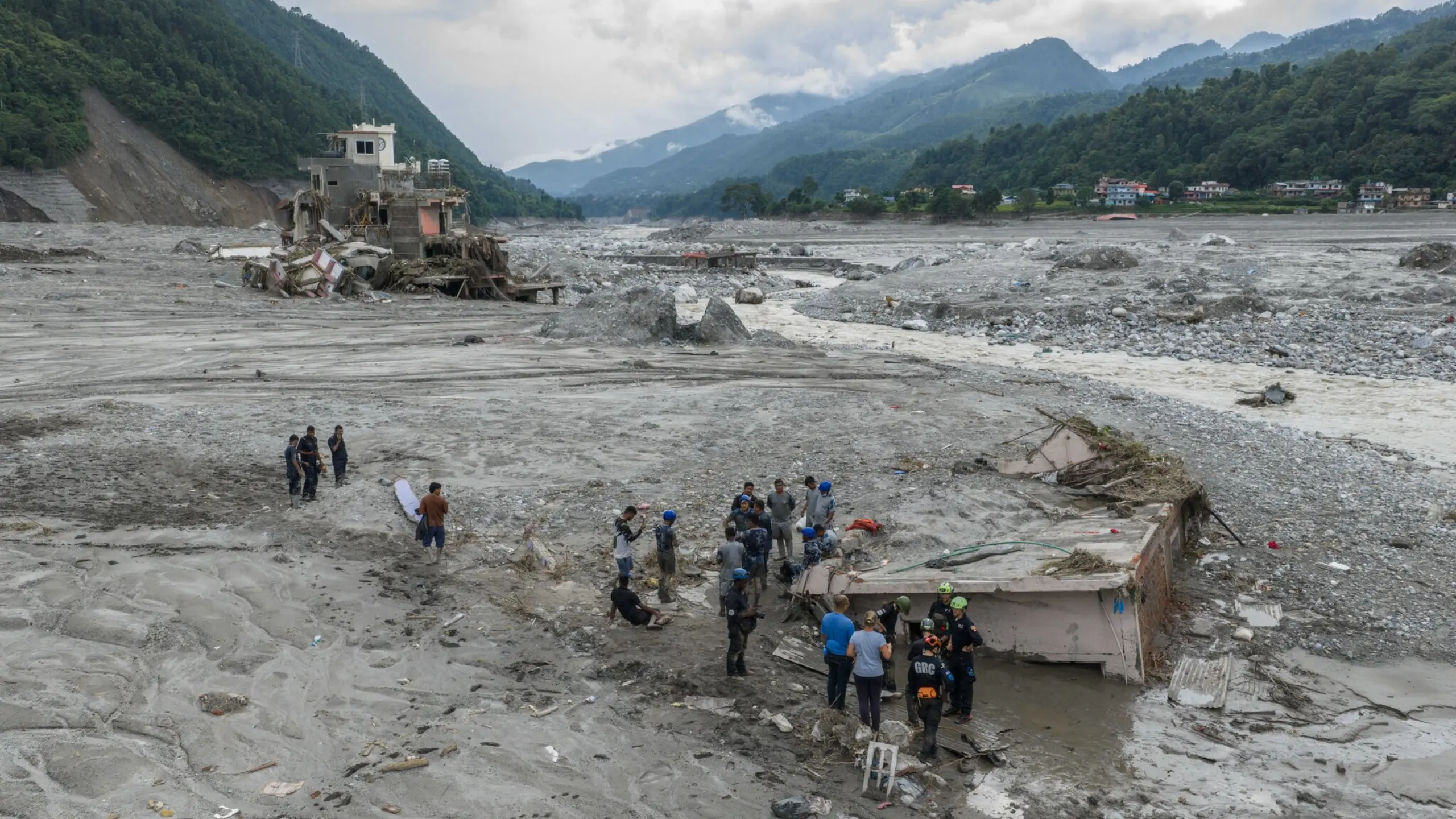 Nepal की मदद के लिए फिर आगे आया US, 1 मिलियन डॉलर देने का किया ऐलान