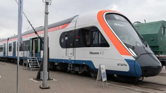 Russia ने भारत को दिया 360 kmph रफ्तार वाली ट्रेन Ivolga का ऑफर