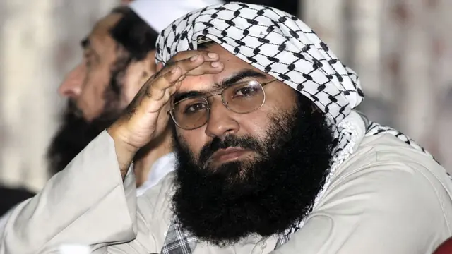 पाकिस्तान ने आतंकवादी Masood Azhar पर रखा 70 लाख का इनाम, FATF से पहले बड़ा कदम