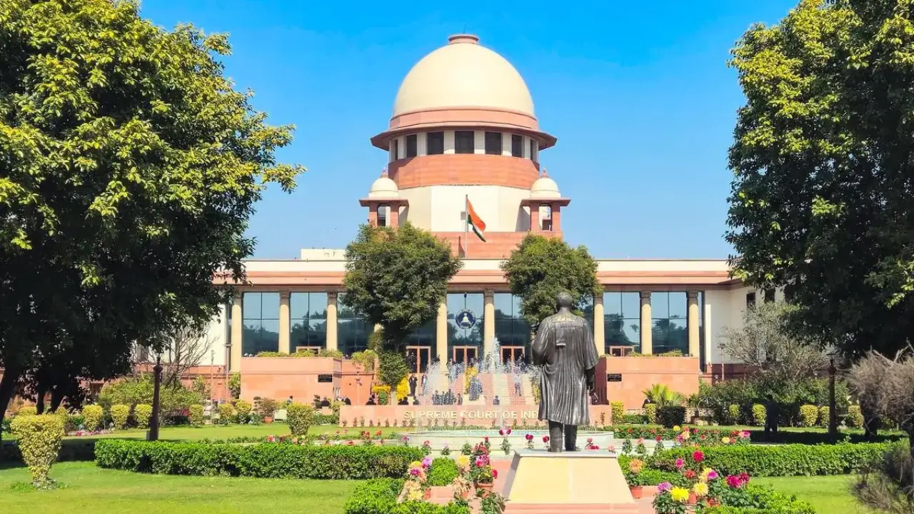 Hindi Diwas पर Supreme Court का तोहफा, अब फैसलों की हिंदी में मिलेगी जानकारी