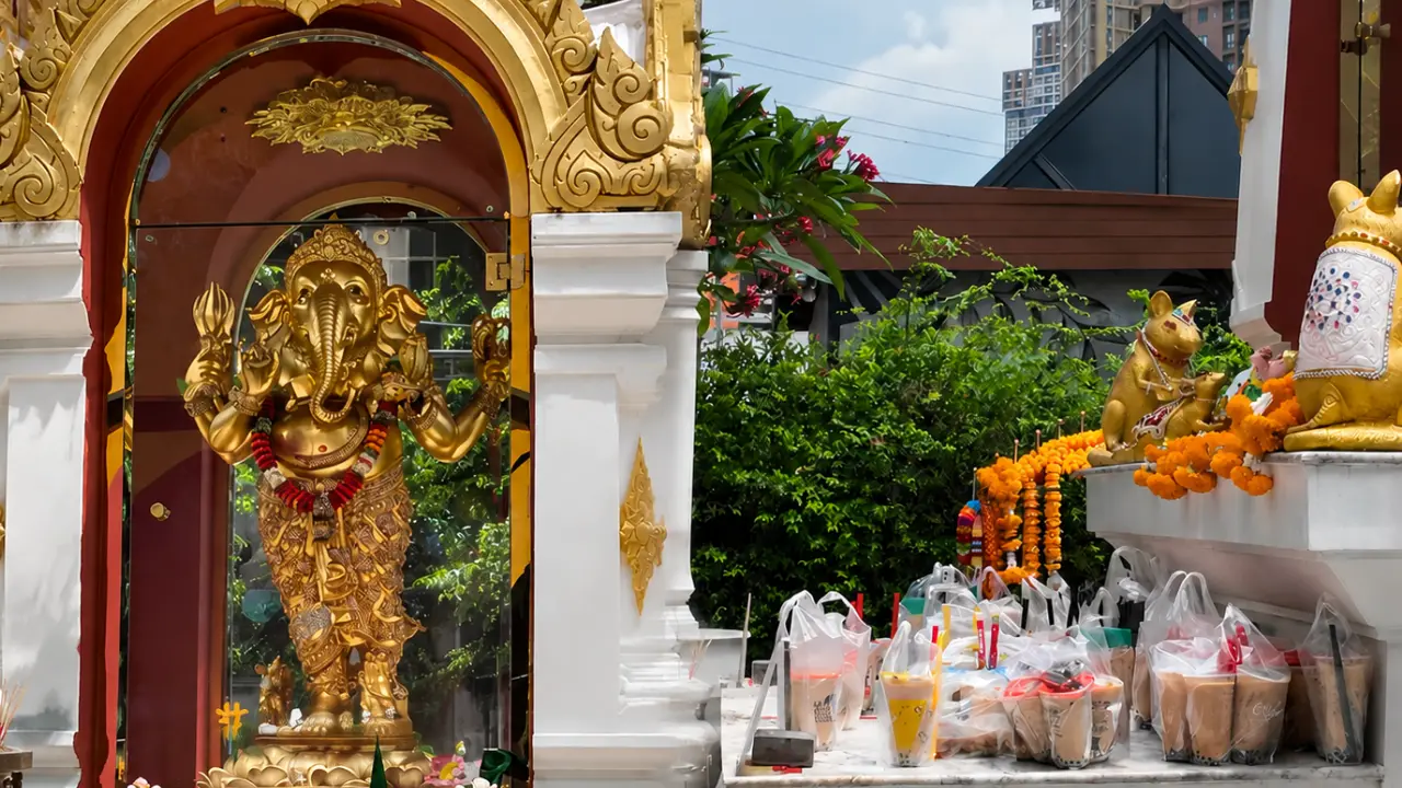 Thailand में गणेश जी को मोदक नहीं, चढ़ाई जा रही बोबा टी, हो रहा वायरल