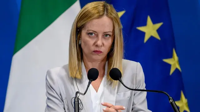 Italy के स्कूलों में Burqa पर लगेगा बैन, Meloni सरकार कर रही तैयारी