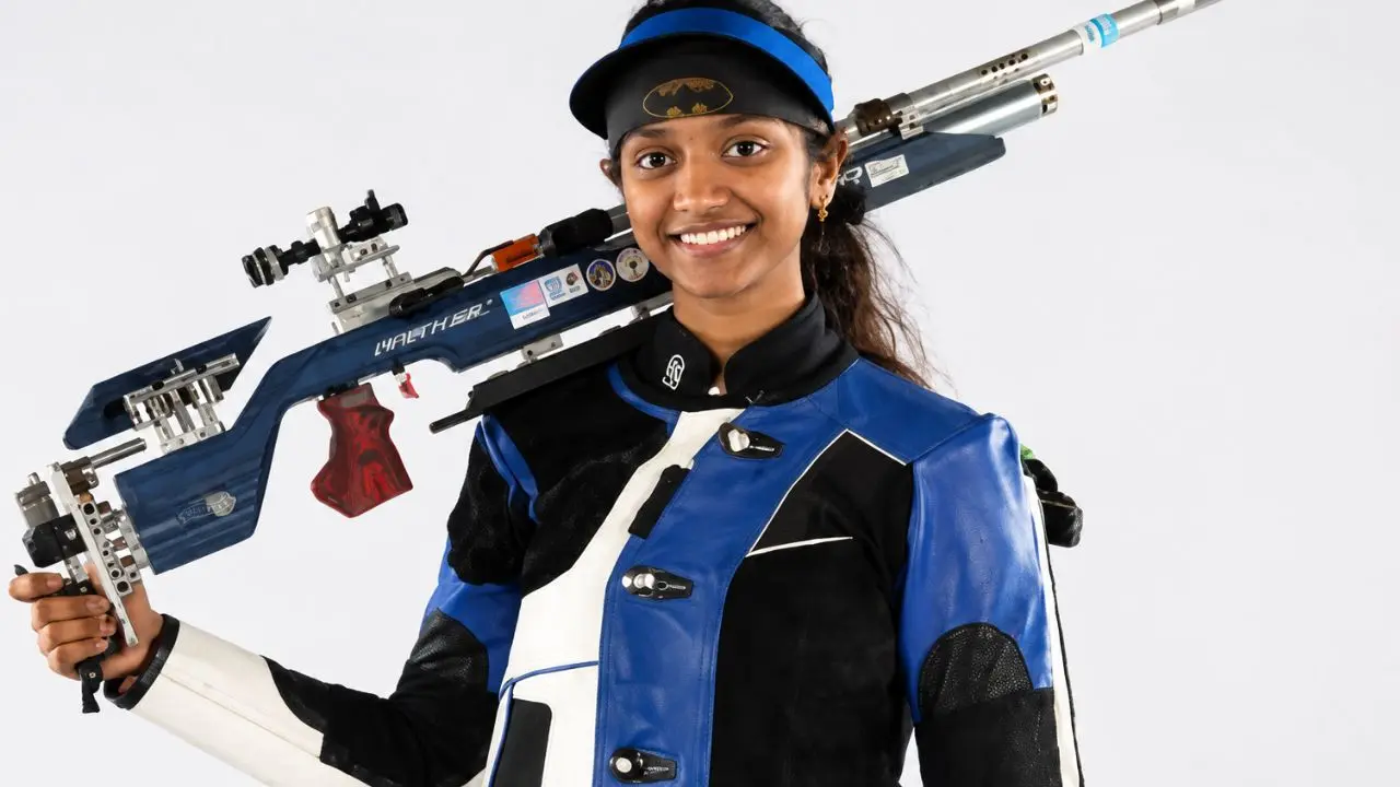 Asian Games में भारतीय शूटर Elavenil ने भी जीता सिल्वर, CM जोसेफ ने दी बधाई