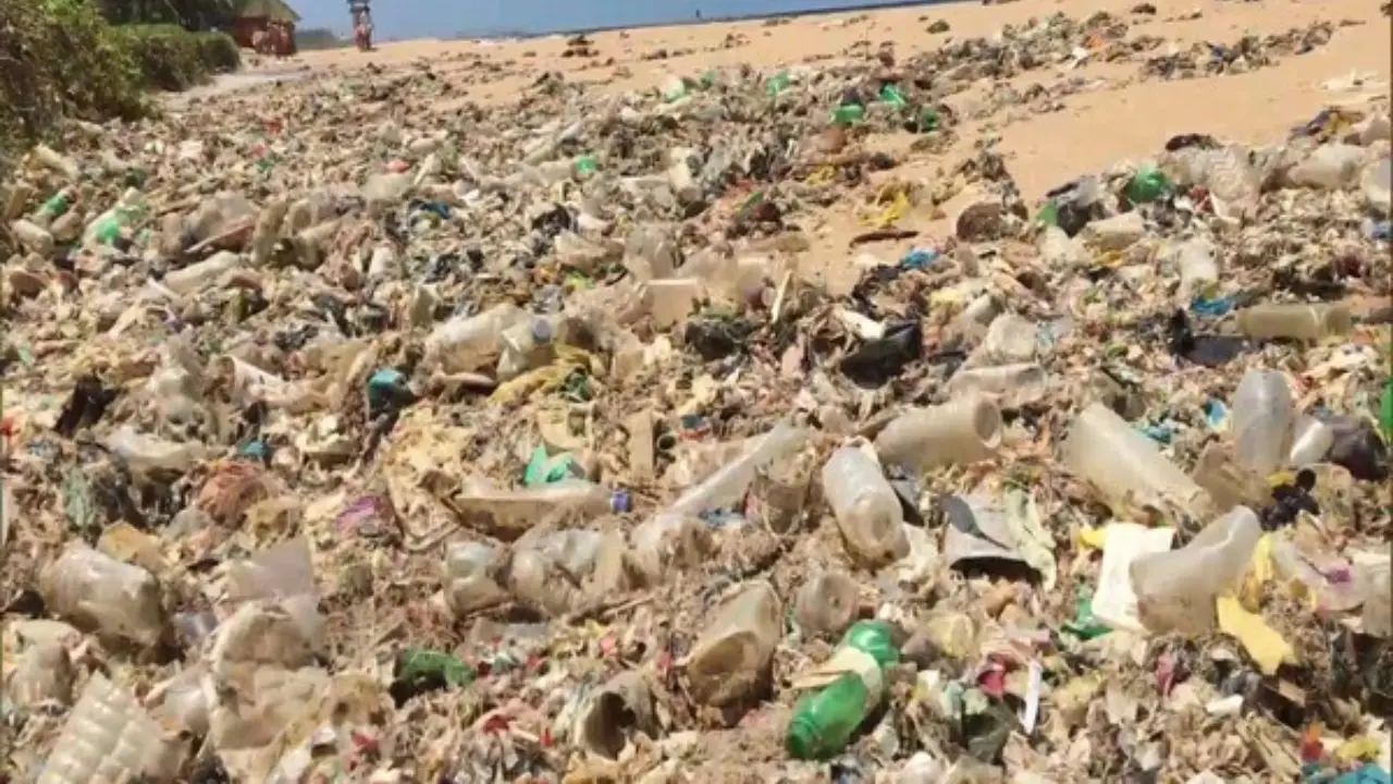 Plastic Waste से बनेगा Fuel, Scientists ने बना डाला 60% Gasoline देने वाला तरीका
