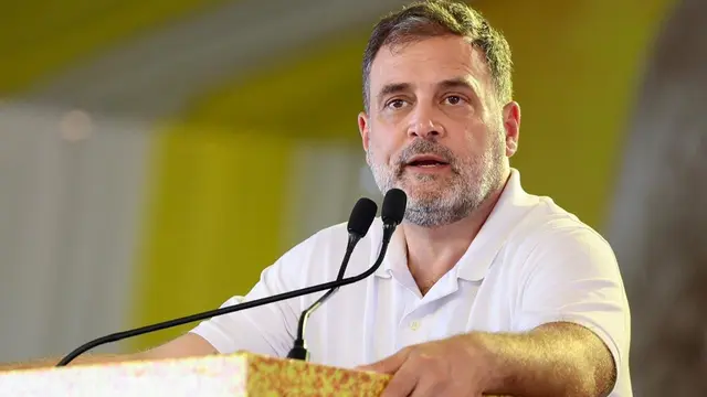 Rahul Gandhi ने वोट चोरी को बताया देशद्रोह, BJP-RSS और EC पर साधा निशाना