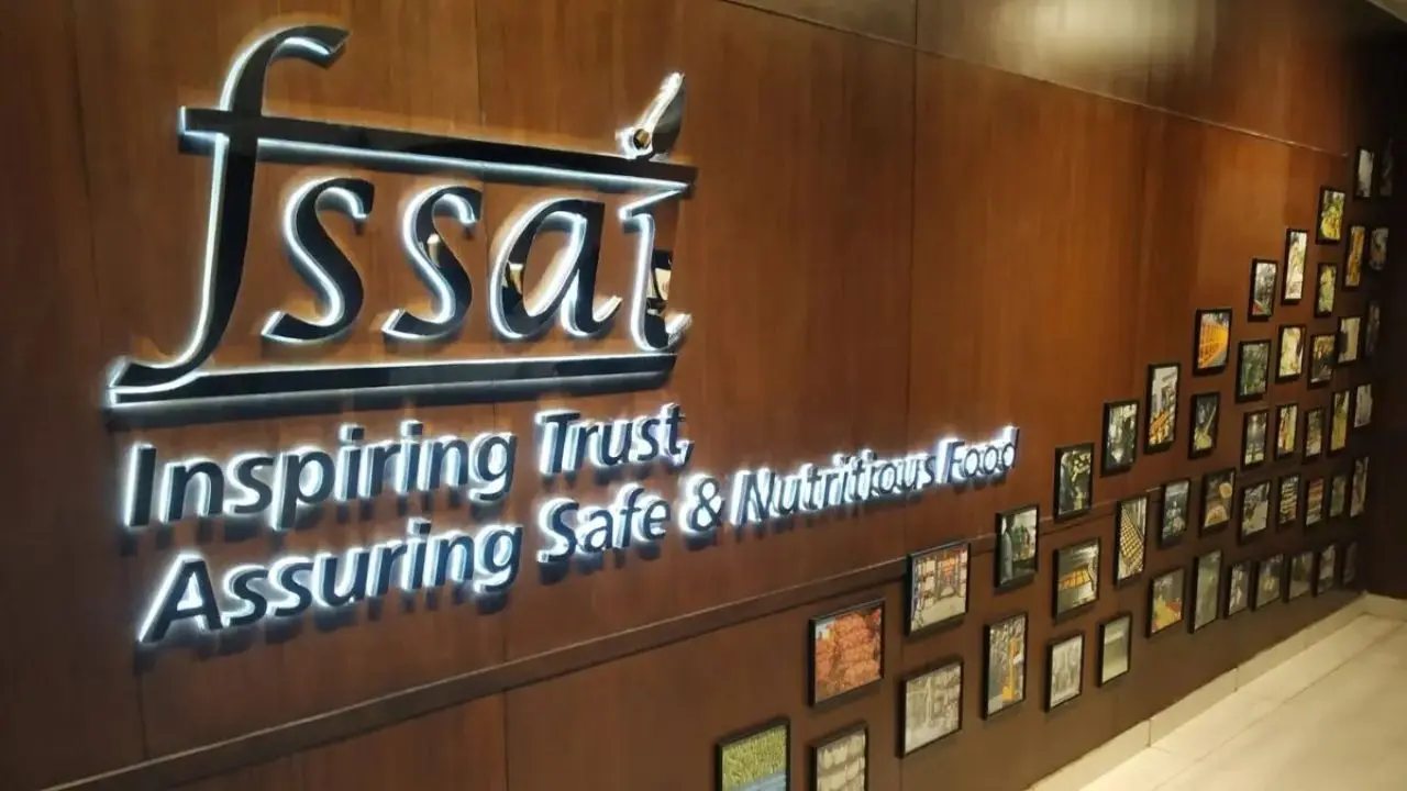 अब Junk Food पर दिखेगा Red Warning Label, FSSAI ने सुप्रीम कोर्ट को बताया प्लान