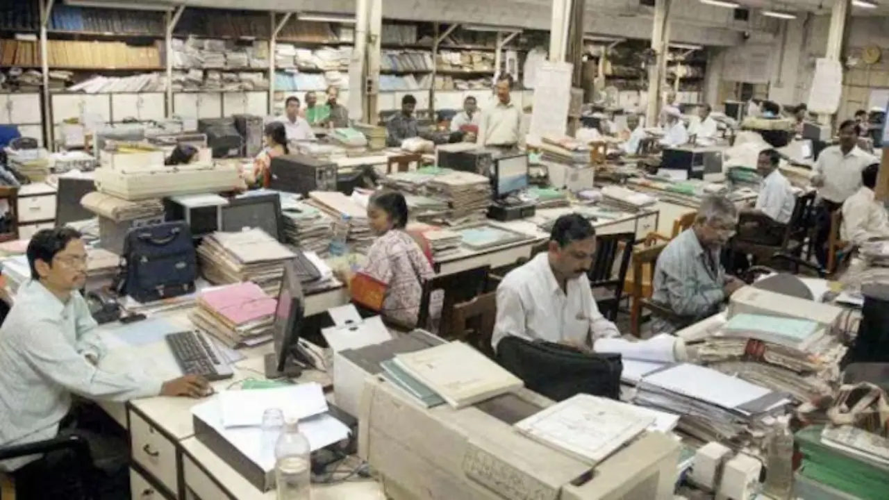 Govt Employees को इस महीने समय से पहले मिलेगी सैलरी, 25 सितंबर को होगी Credit