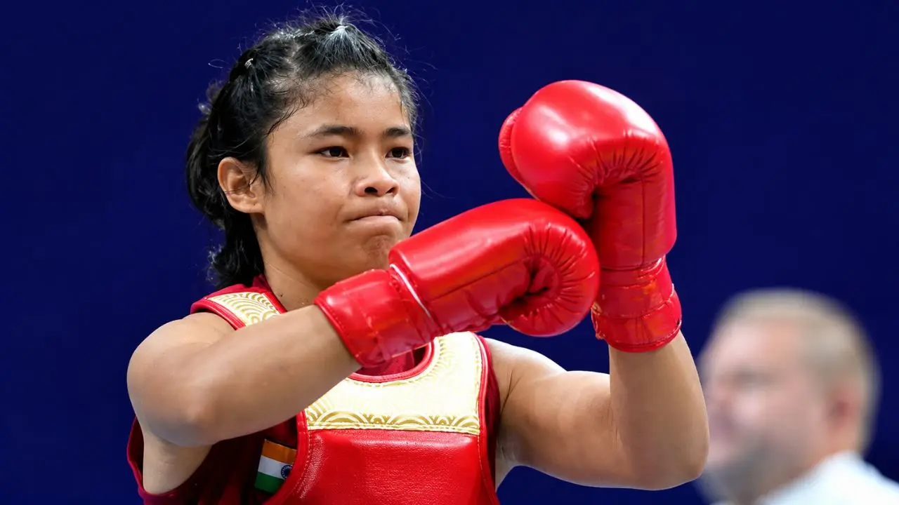 Asian Games में सिल्वर जीतकर बोलीं Roshibina, अगली बार मेडल का रंग बदलूंगी