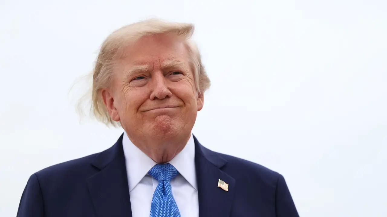 Iran के पास पैसे नहीं, Trump बोले-इसलिए होर्मुज स्ट्रेट खोलना चाहता है