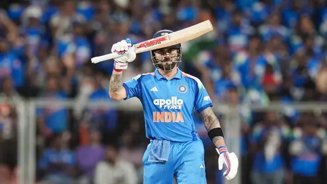 Virat Kohli ने रचा इतिहास, ODI में सबसे तेज 15000 रन बनाने वाले बल्लेबाज बने