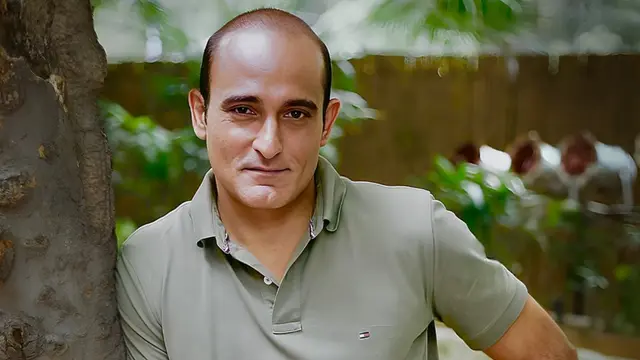 Akshaye Khanna का नया ठिकाना, Mumbai में खरीदा ₹33 करोड़ का लक्जरी अपार्टमेंट