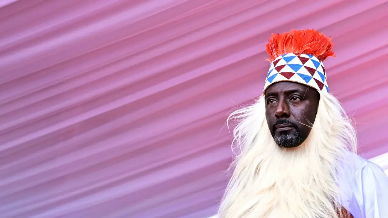 कौन हैं Edward Rukidi? न्यूज एंकर से बने Uganda के नए किंग