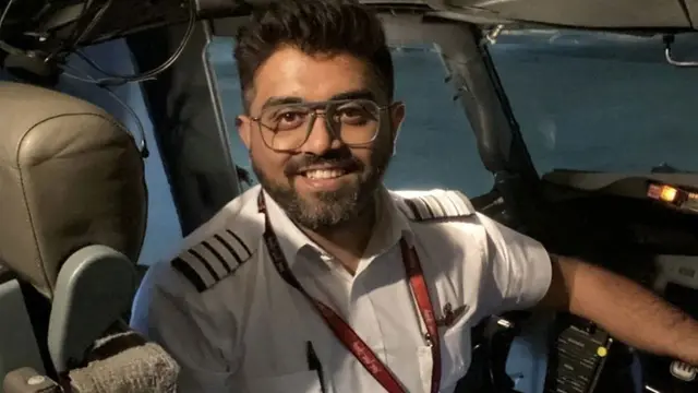 Captain Smit को Ashok Chakra देने की मांग, Milind Deora ने PM Modi को लिखा पत्र