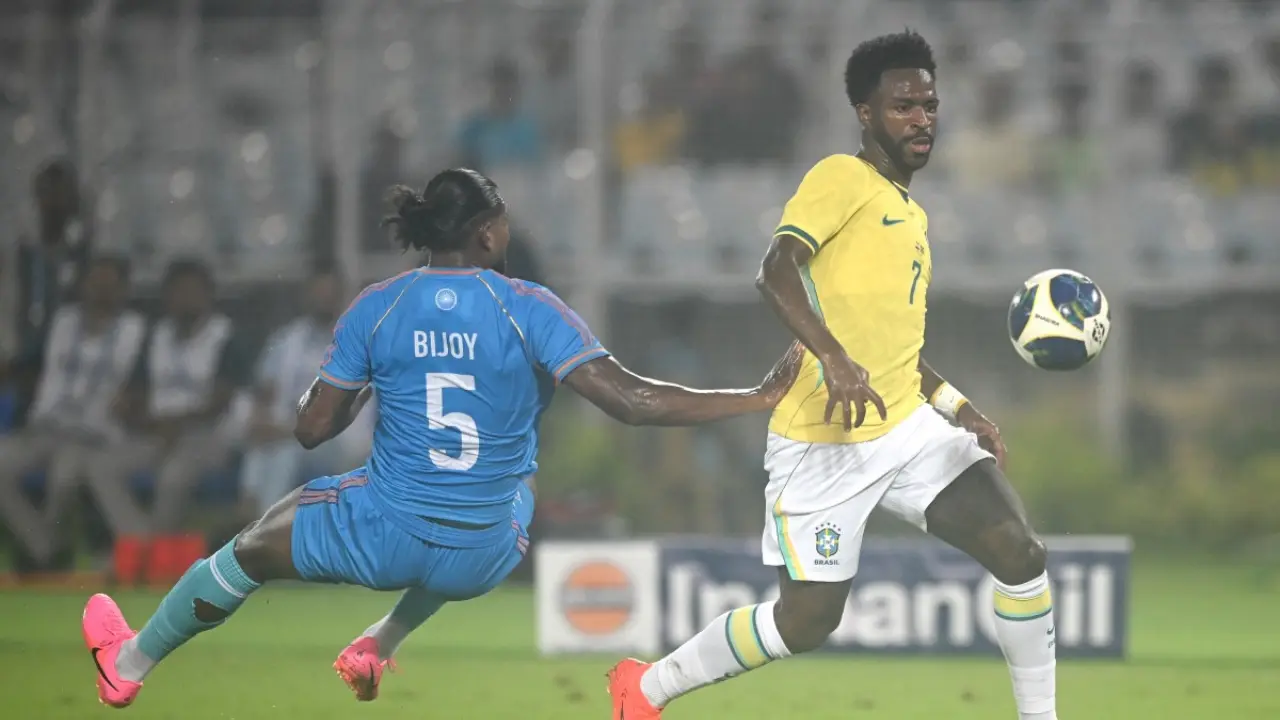 भारतीय डिफेंस टूटा, Brazil ने हाफटाइम तक बनाई 2-0 की लीड