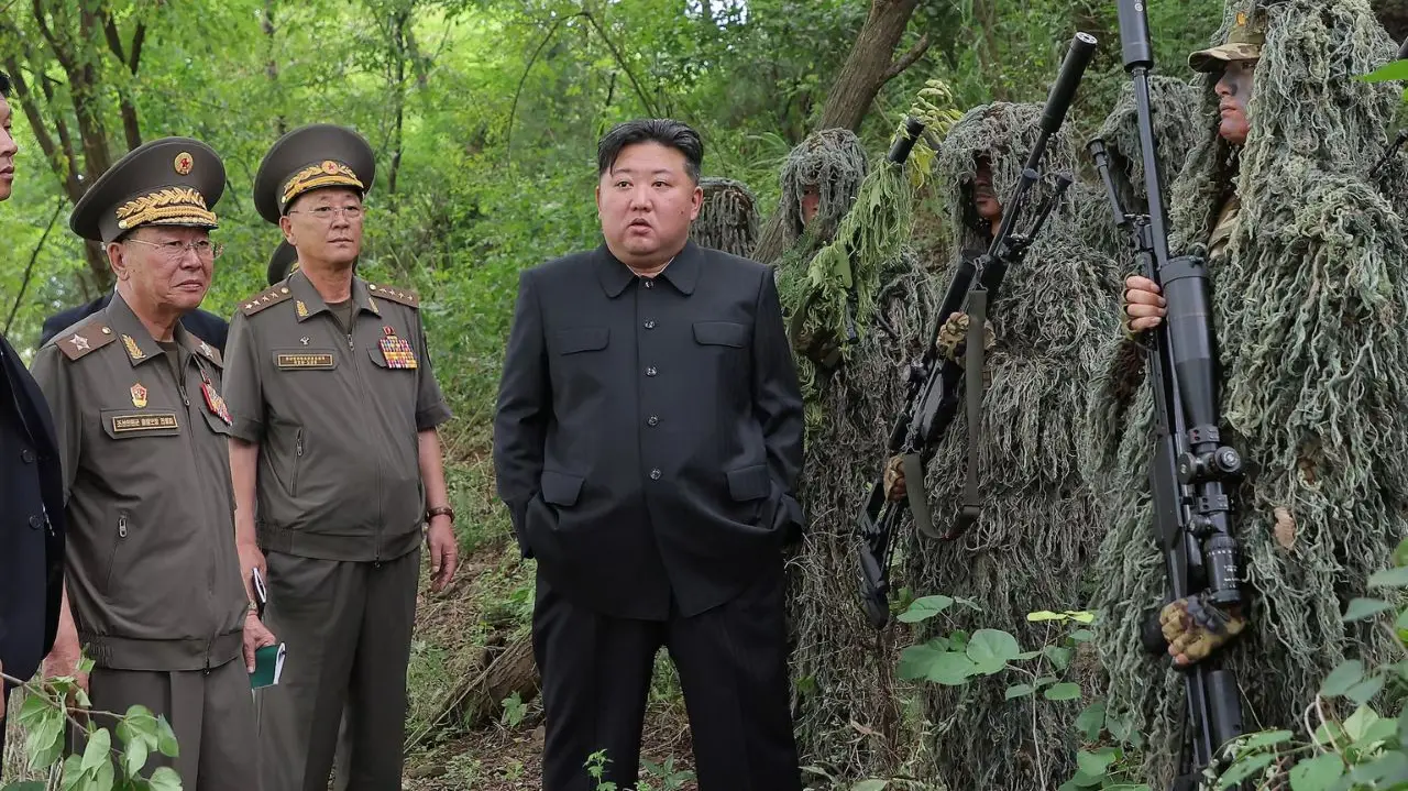 AI मिसाइल लॉन्च कर बोले Kim Jong Un, ‘हमले से बचने का कोई रास्ता नहीं’