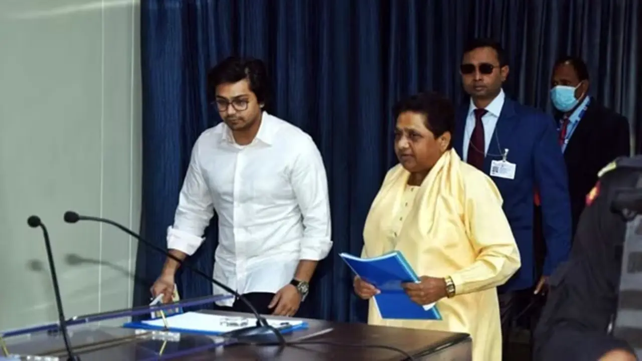 आकाश आनंद फिर बने BSP के नेशनल कोऑर्डिनेटर, मायावती ने सौंपी जिम्मेदारी