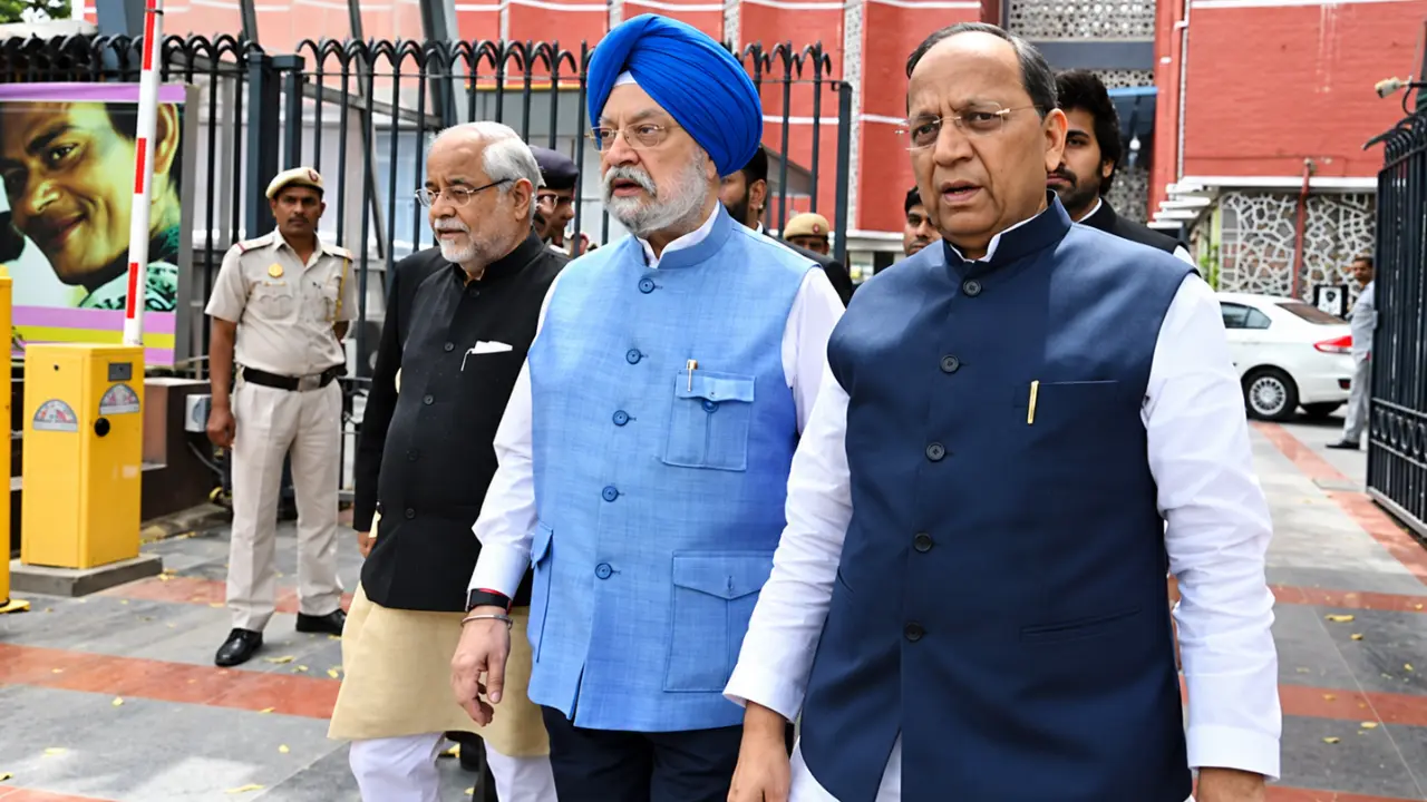 UP Rajya Sabha चुनाव: BJP की लिस्ट से Hardeep Puri समेत 7 मौजूदा सांसद बाहर