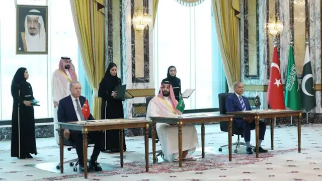 Saudi Arabia की नई सुरक्षा रणनीति पर सवाल, Mecca Pact के बाद भी Houthi हमले