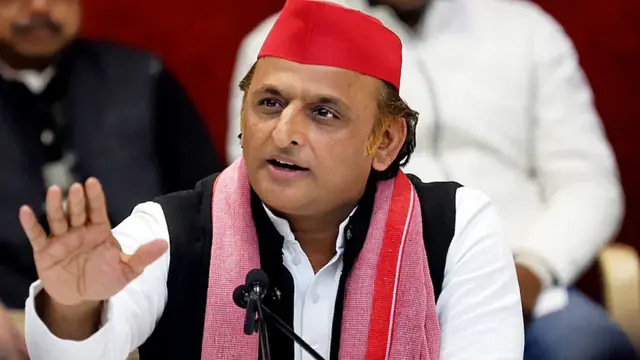Jewar Airport के नामकरण पर Akhilesh का तंज- ‘कुर्सी जाने वाली है...‘