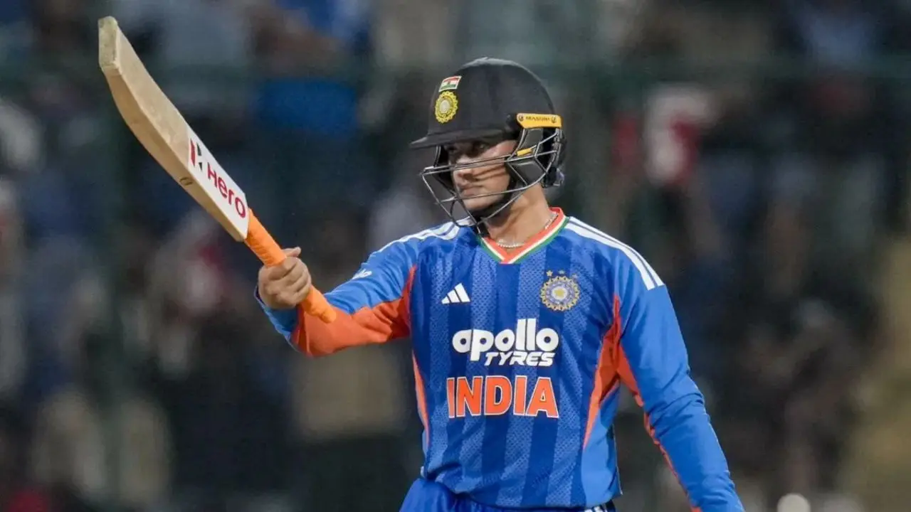 अभिषेक शर्मा ने तोड़ा सूर्यकुमार का रिकॉर्ड, T20I में बनाए सबसे तेज 2000 रन