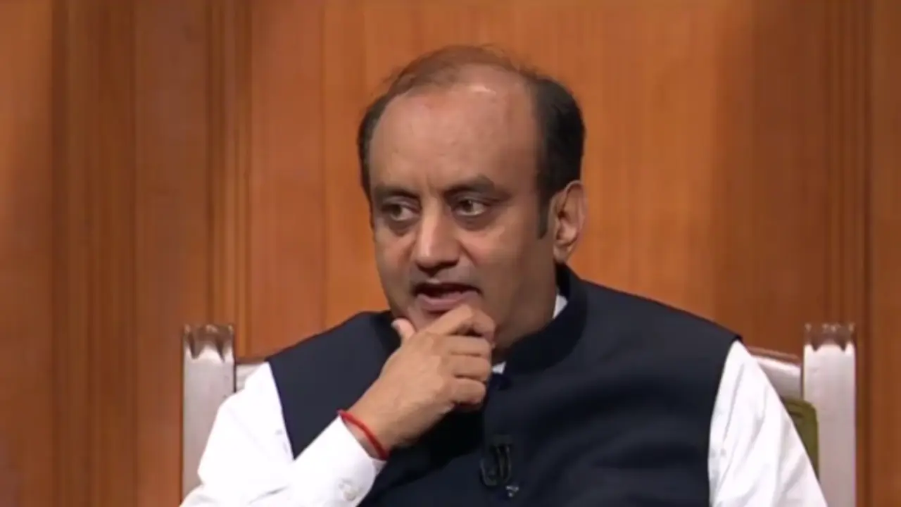 ‘किसी भी हद तक नीचे गिरने’, Sudhanshu Trivedi ने Rahul Gandhi पर साधा निशाना